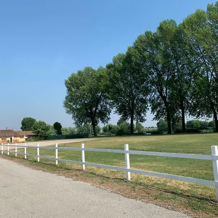 Casa Al Lago بيت للعطل